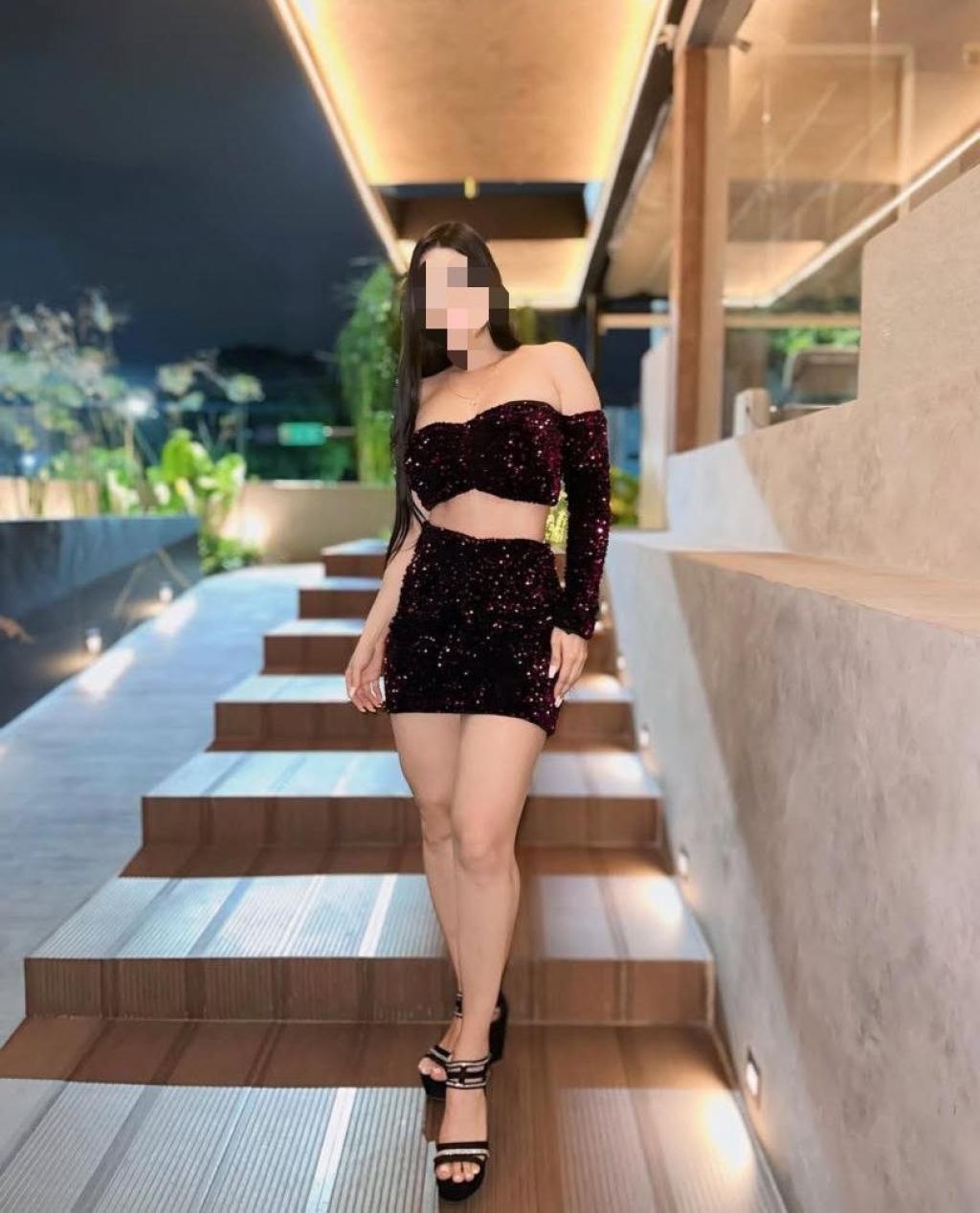 Escort en Irún - 695343309
