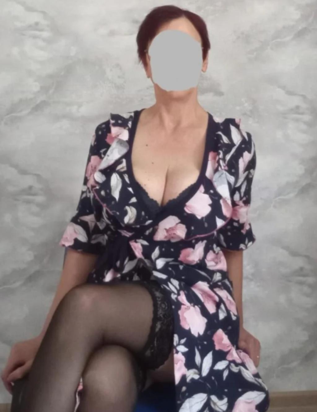 Chica en Sevilla - 658779645
