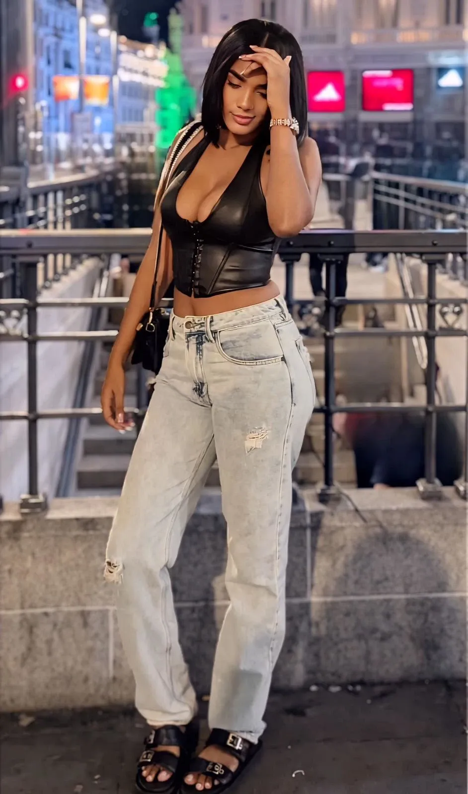 603286532 | Andrea | Puta