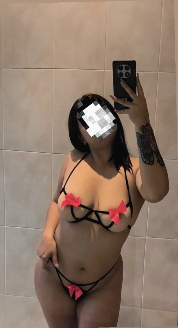 643499986 | SOFIA | Puta