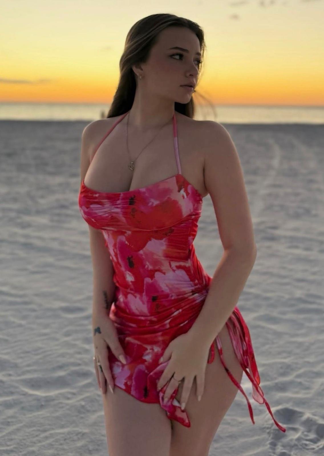 672813587 | ALEXANDRA | Escort