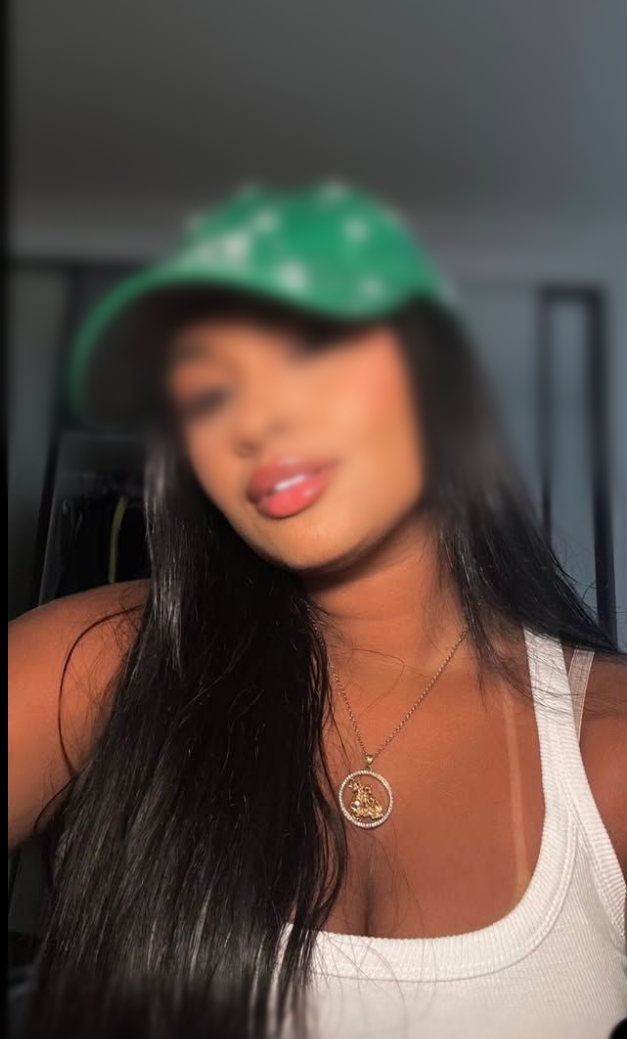 622568507 | LUIZA | Puta