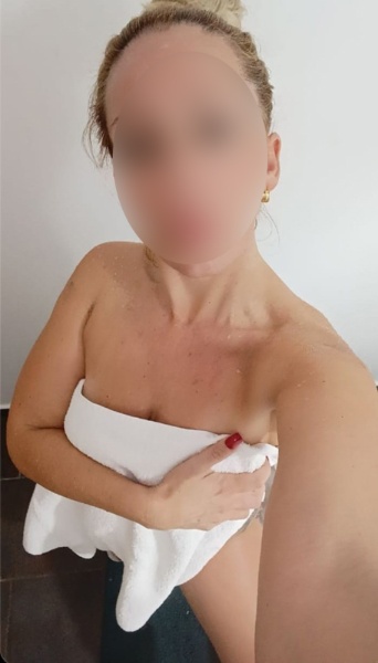 613457944 | LUCIA | Escort