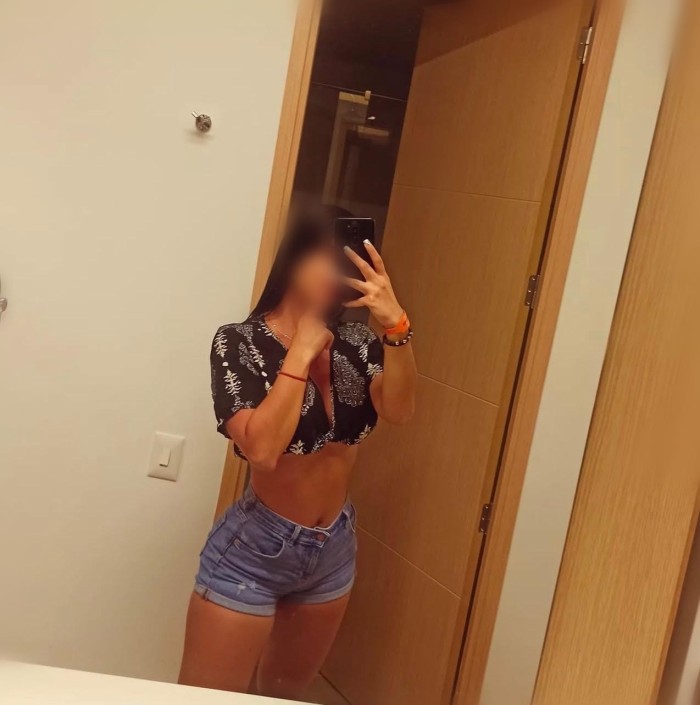 611264812 | DANNA | Puta