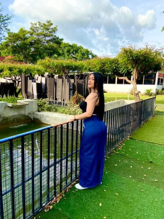 637897914 | JOHANA | Puta