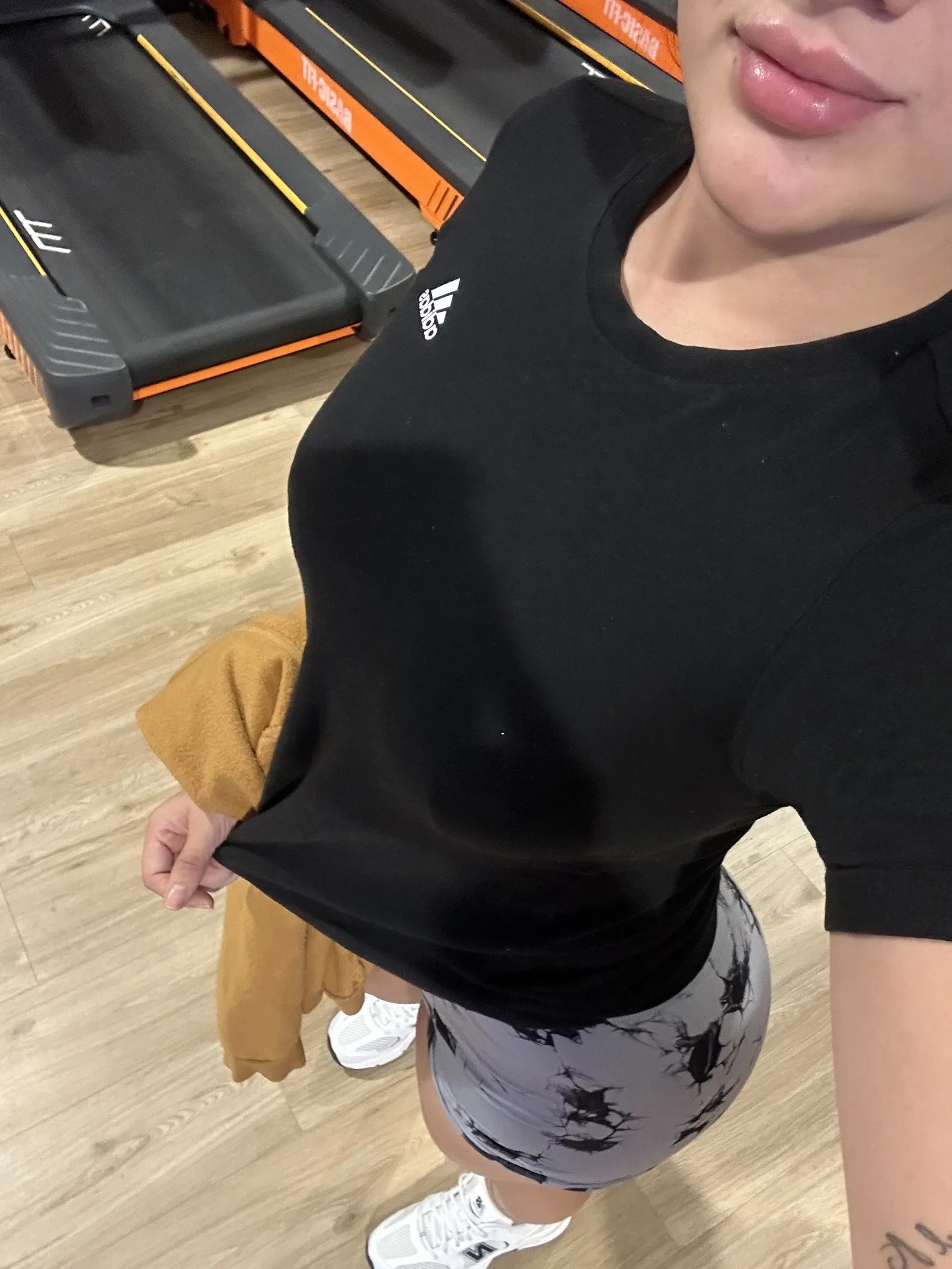 666260567 | ANTONELLA | Puta