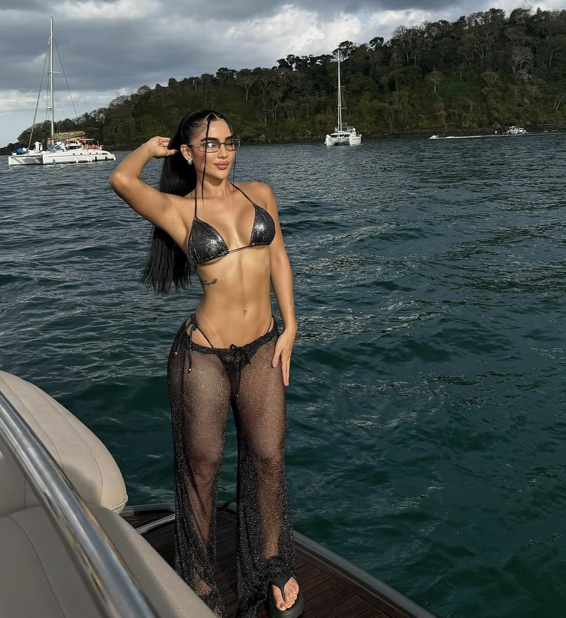 613800397 | TERESA | Escort