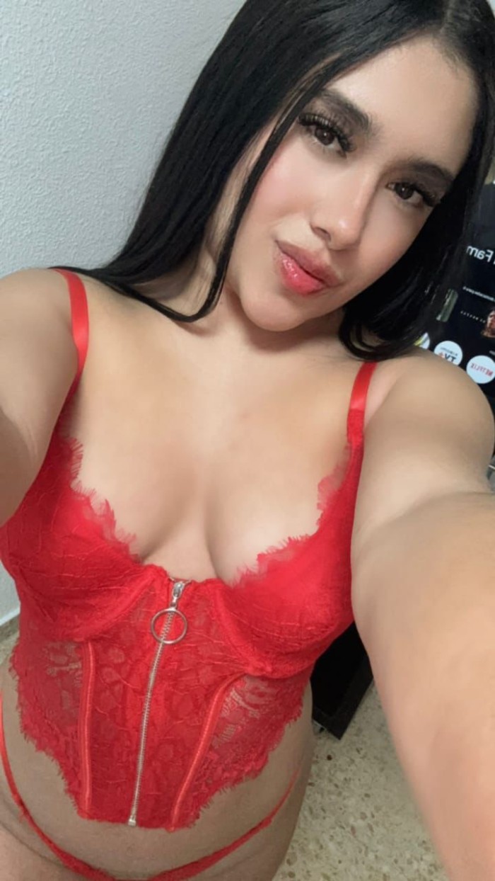 654461865 | EMILY | Escort