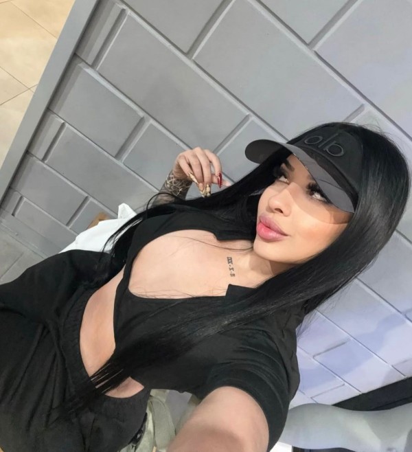 641549503 | TIFANNY | Chica