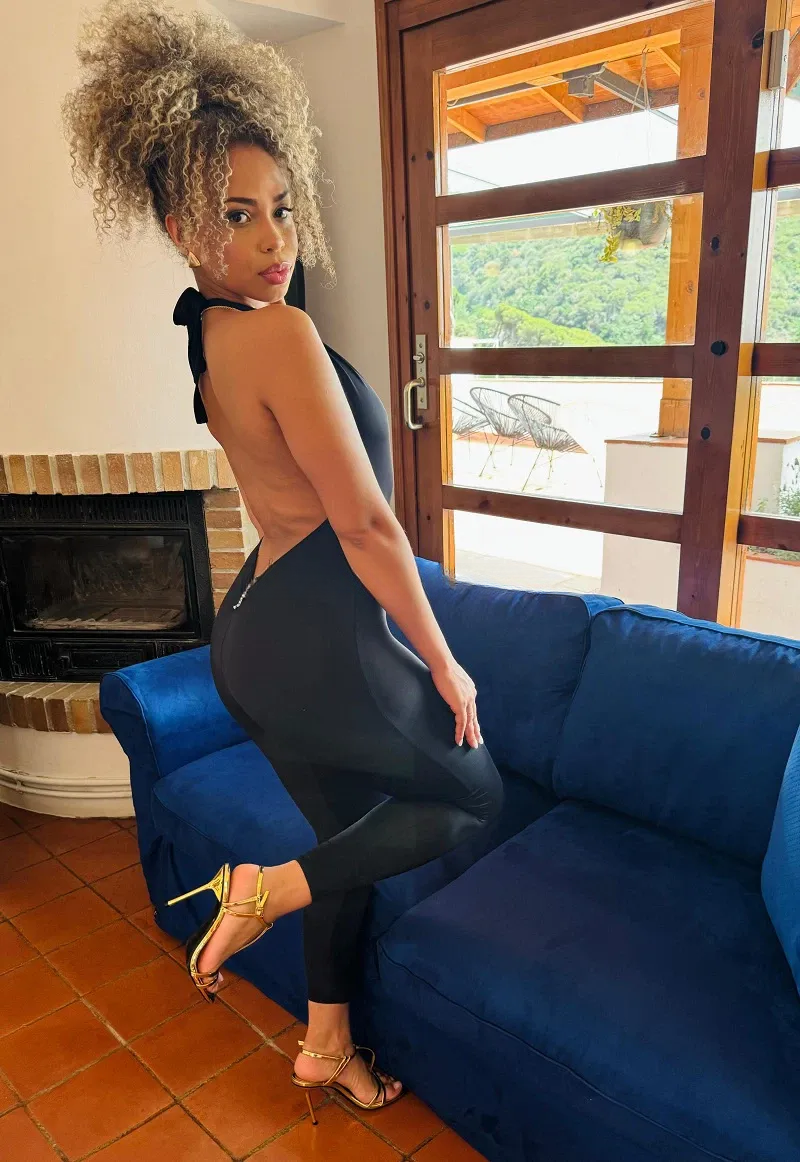 603395561 | SARA | Puta
