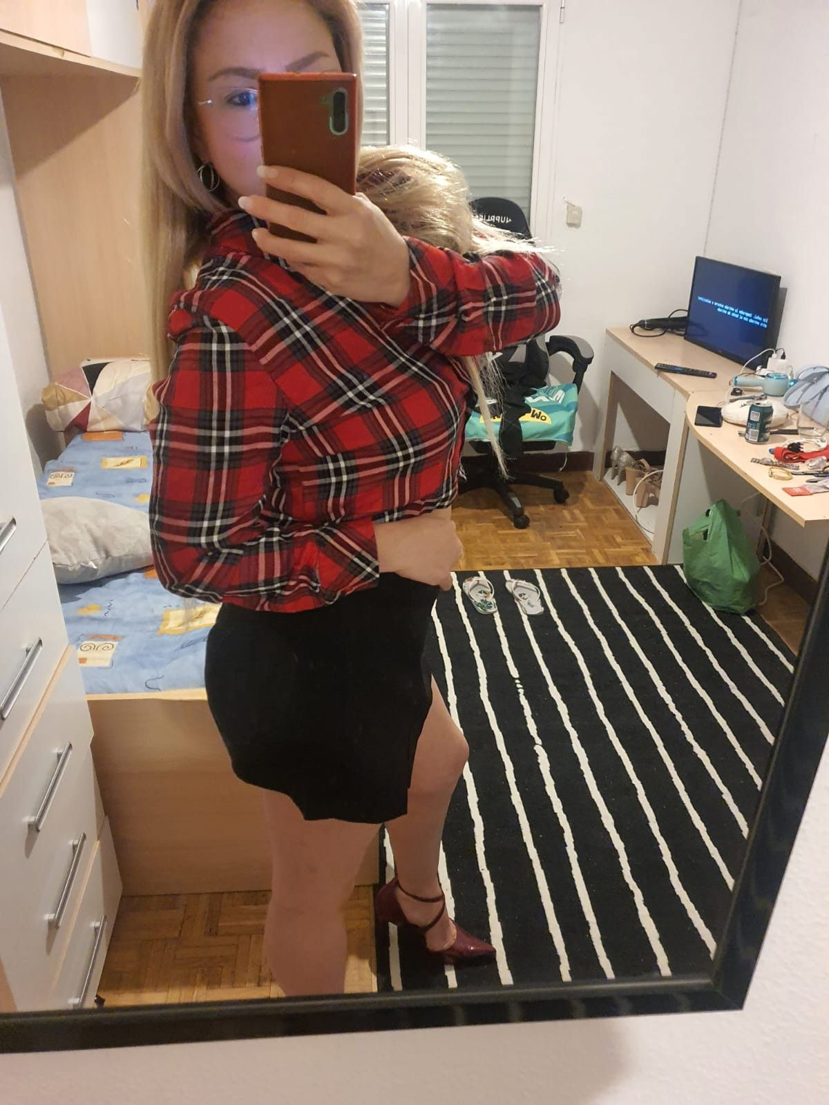 643001842 | CARMEN | Escort