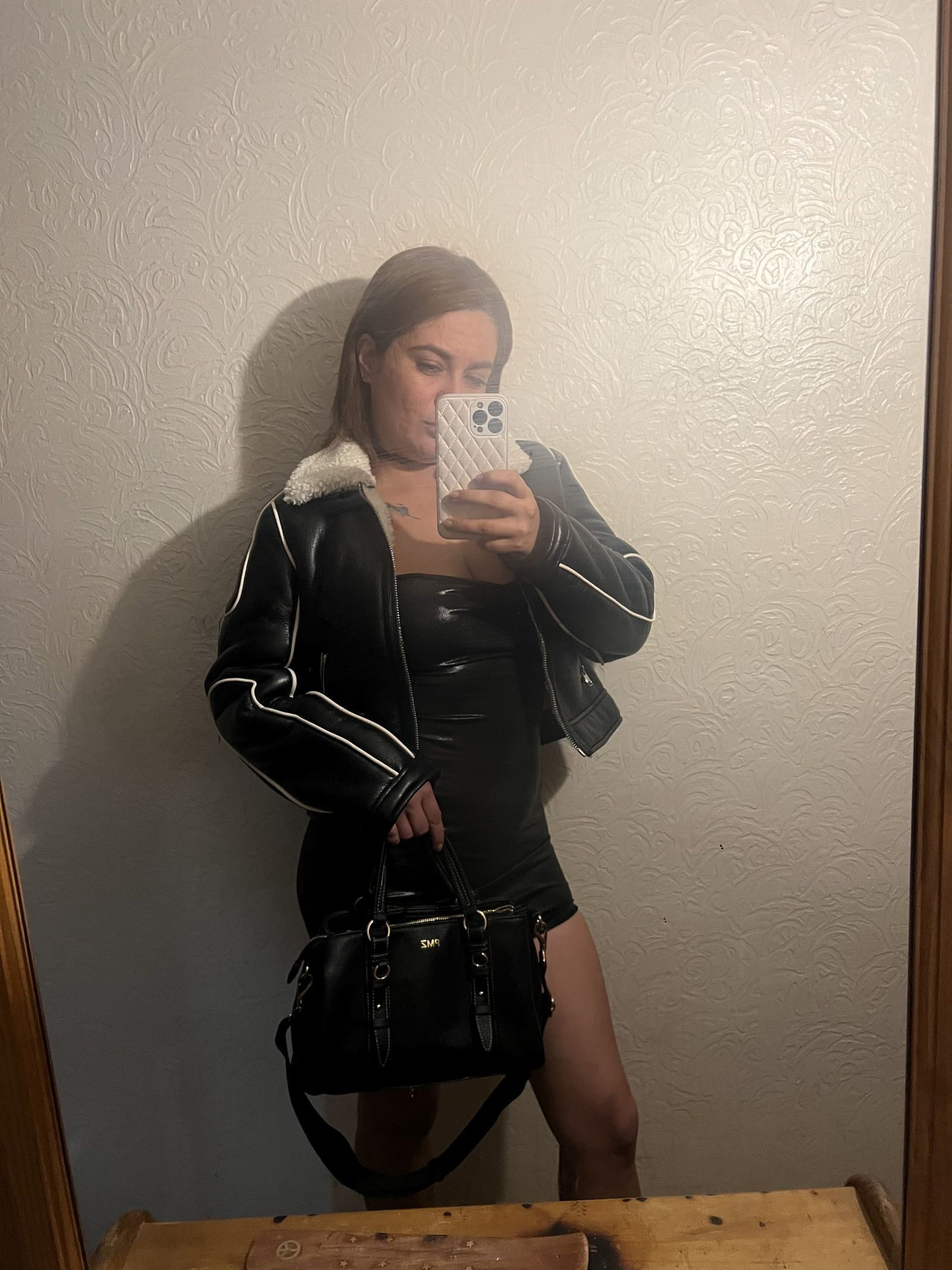 632882243 | CATALEYA | Escort