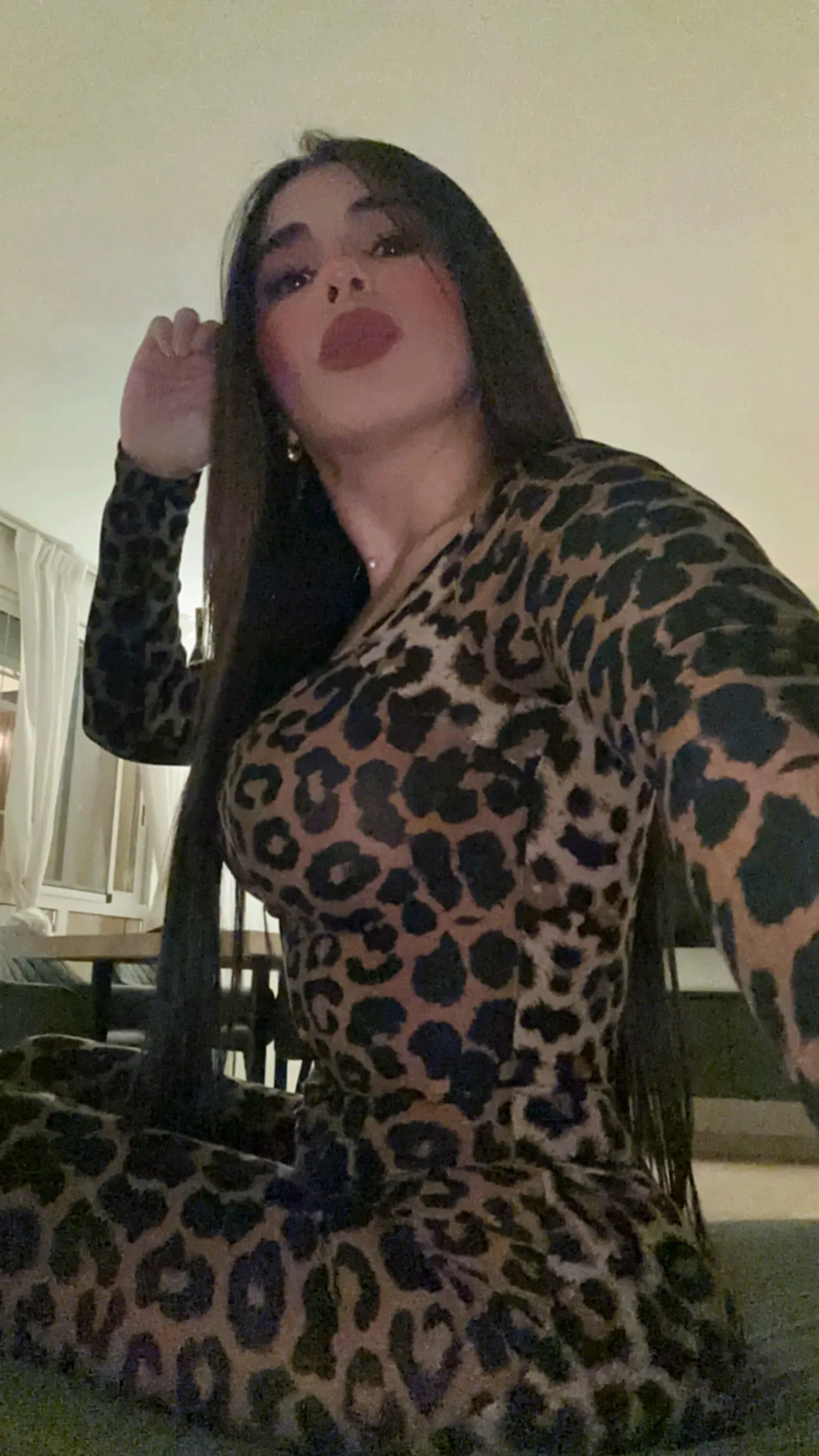 632262087 | VALENTINA | Escort