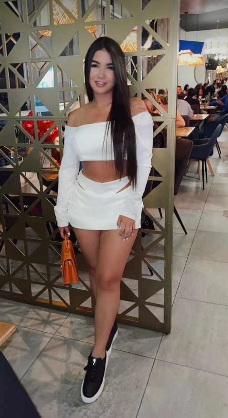 611370626 | BARBARA | Puta