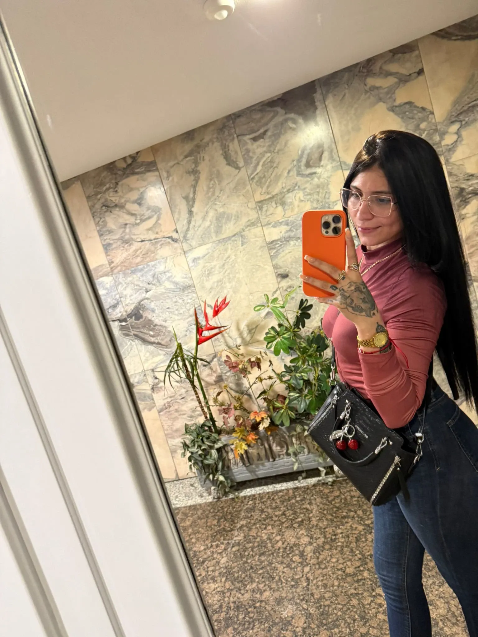 642870391 | CAROLINA | Puta