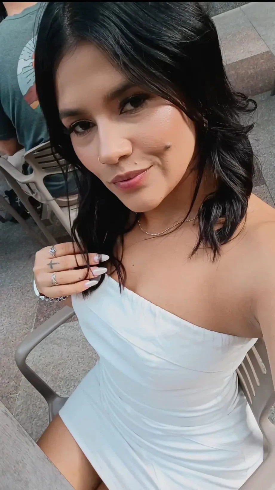 641937898 | Luna | Escort