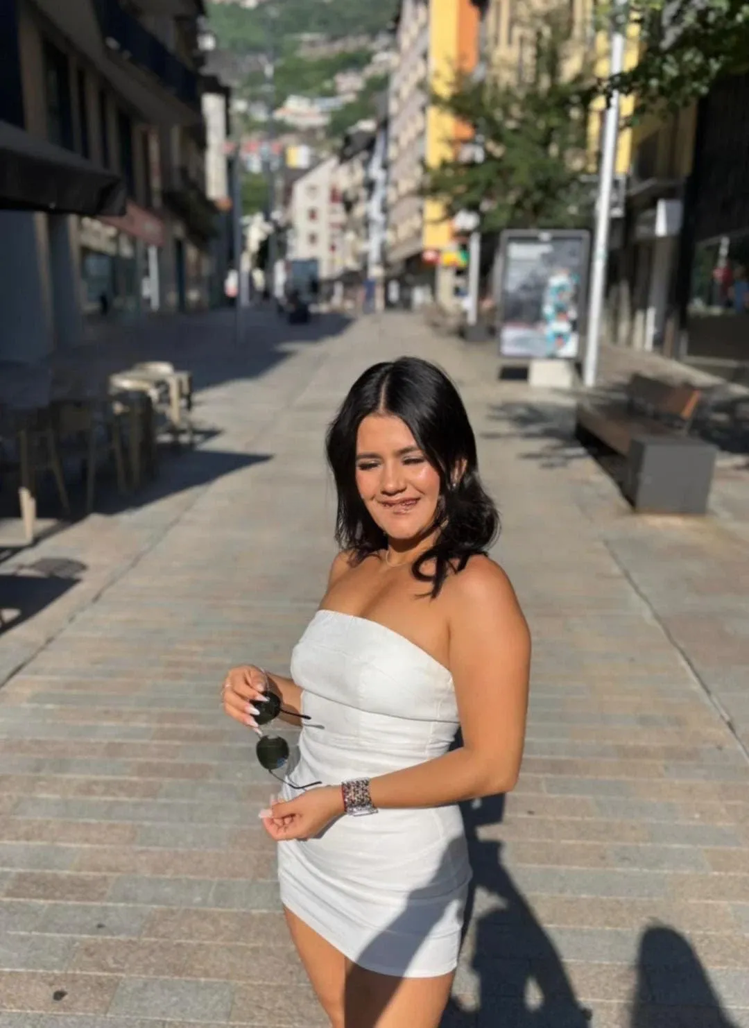 641937898 | Luna | Escort