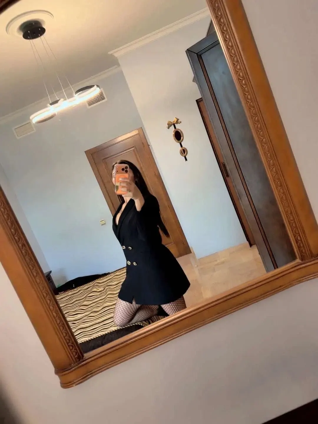 613410188 | VICTORIA | Escort