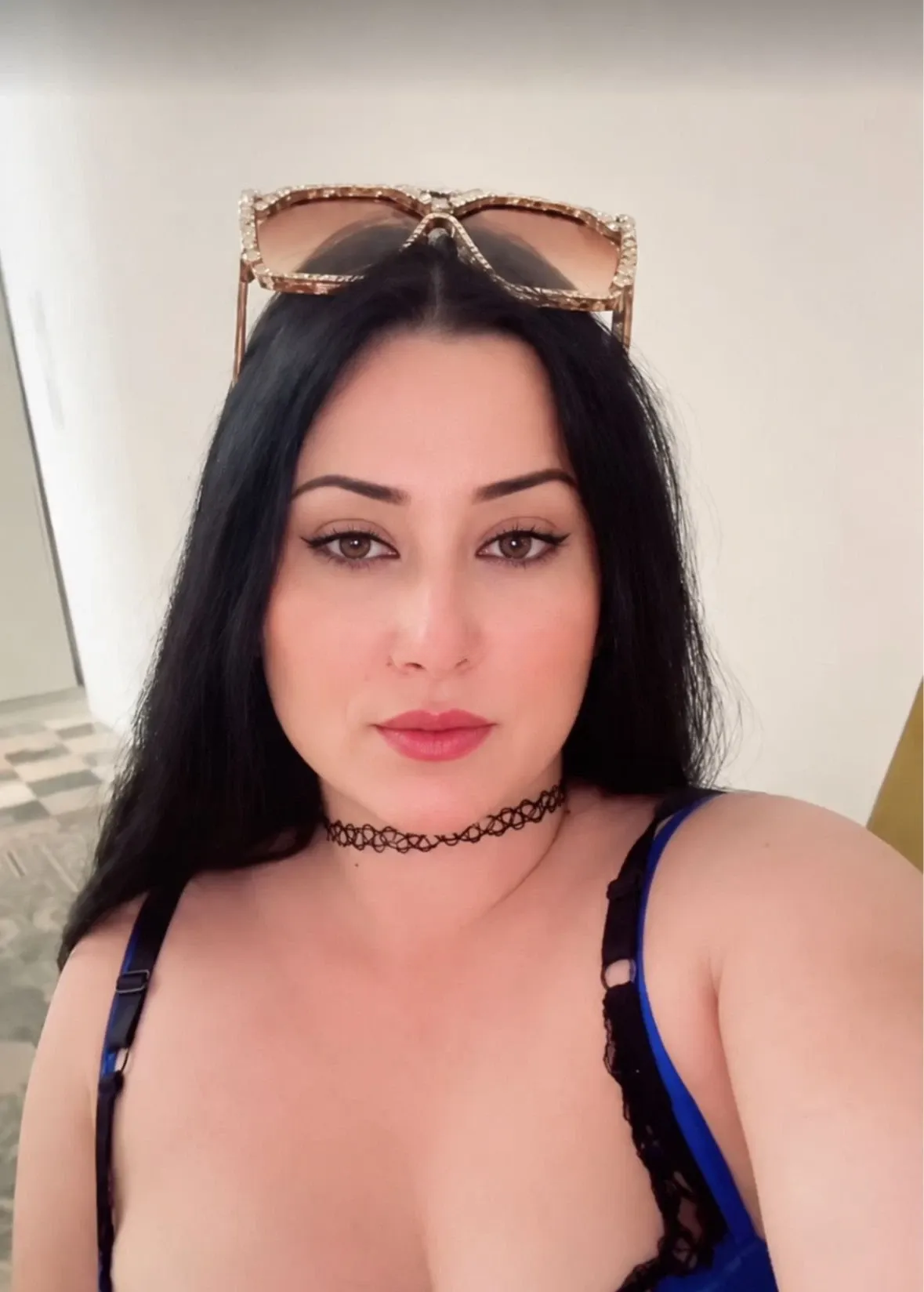 687453758 | MARIBEL | Escort