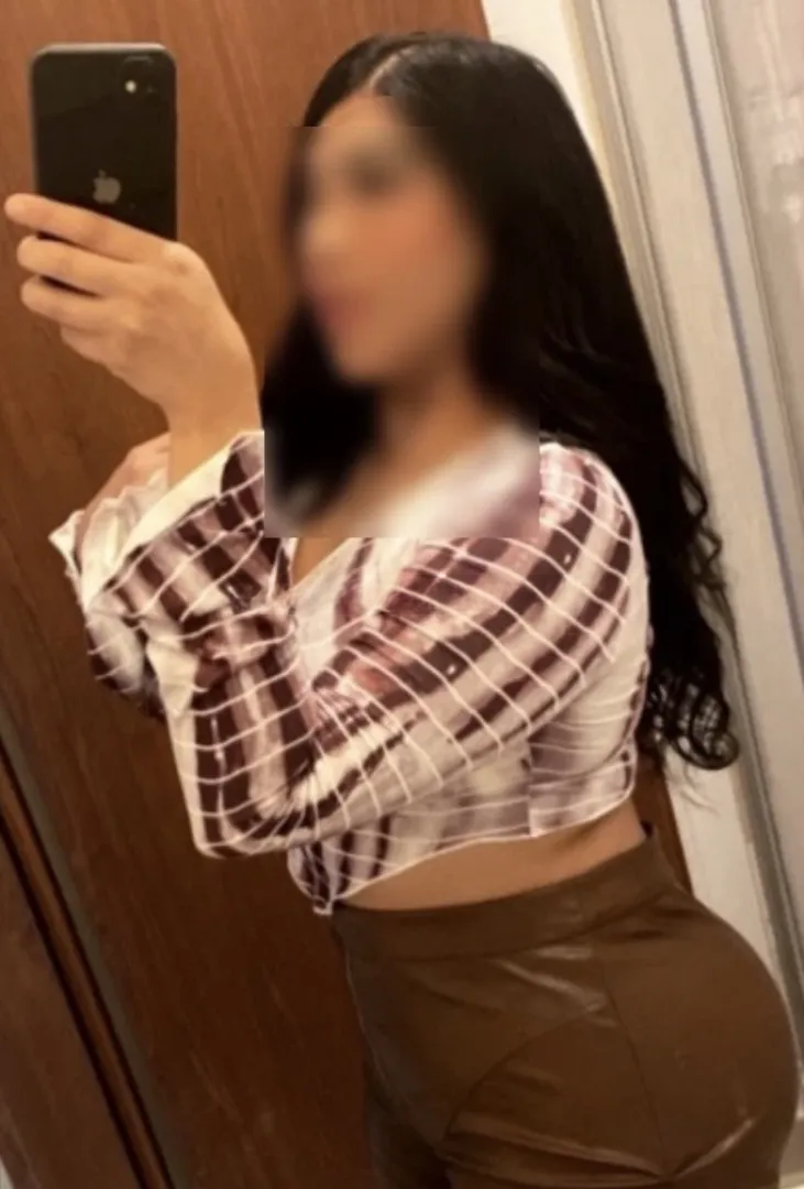 624031115 | ESTEFANNY | Puta