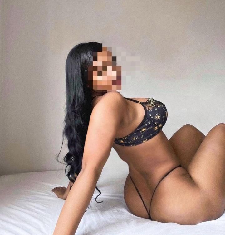 680687637 | ALISON | Escort