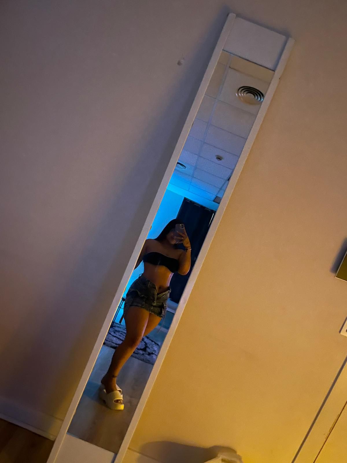 613331245 | NICOLL | Escort