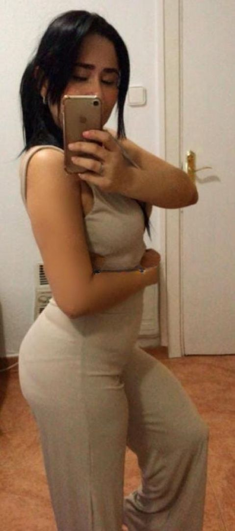 742055537 | LAURA | Escort