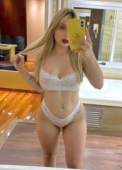603404948 | CAROL | Escort