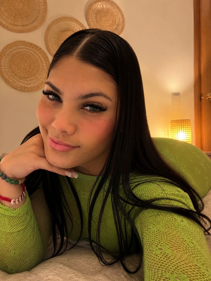604230042 | paula | Escort
