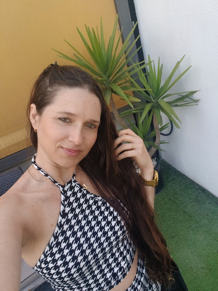 653223810 | NICOL | Escort