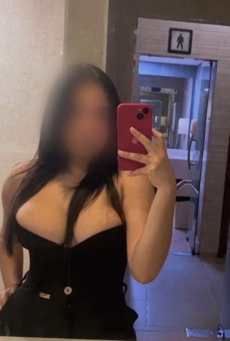 742094399 | SAMANTHA | Puta