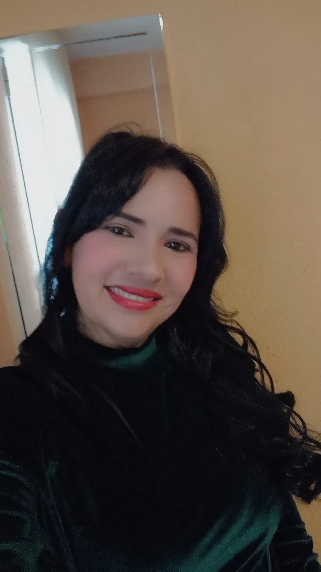 632540483 | MARIANA | Puta