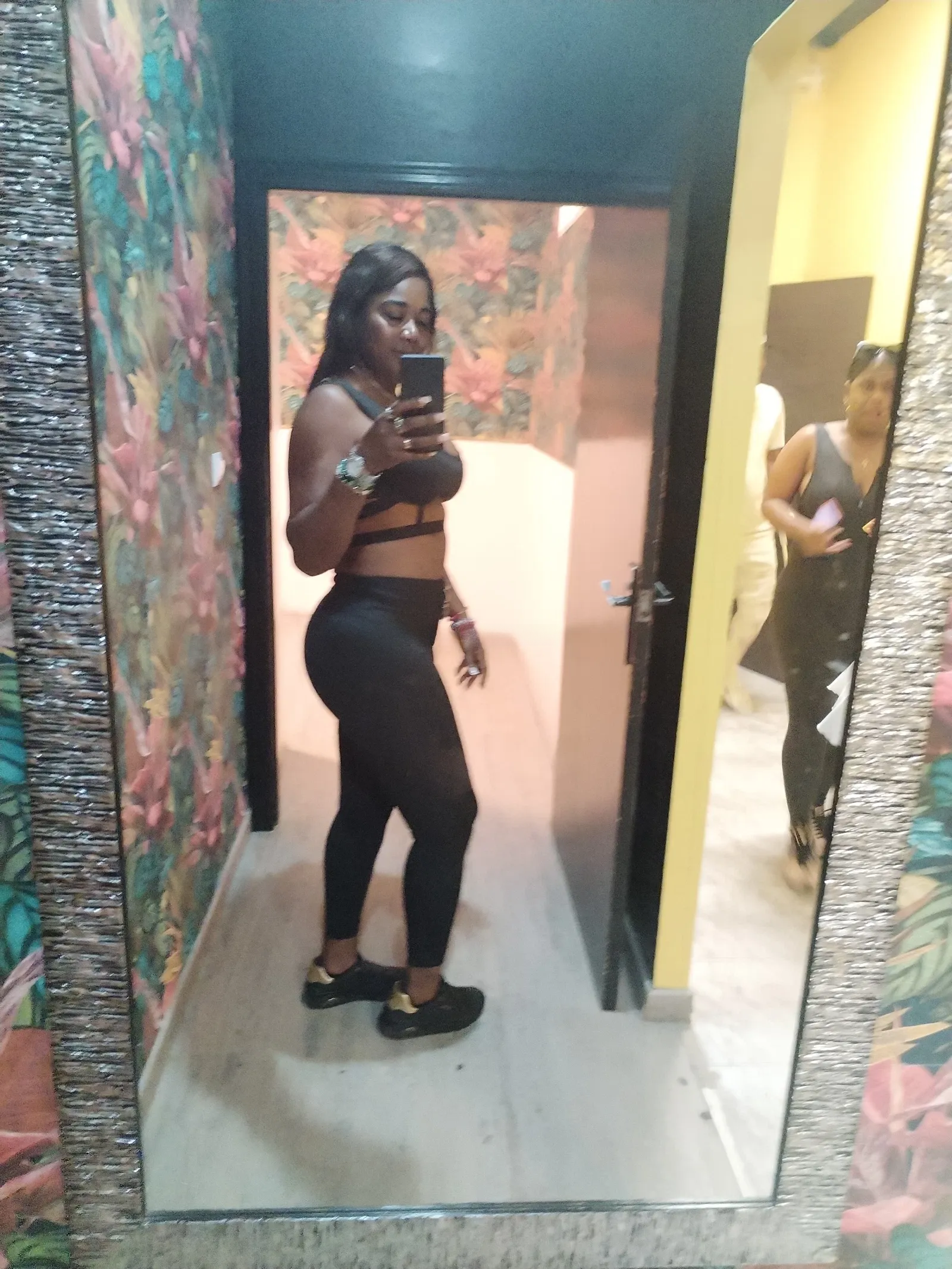 611020583 | TIFFANI | Escort