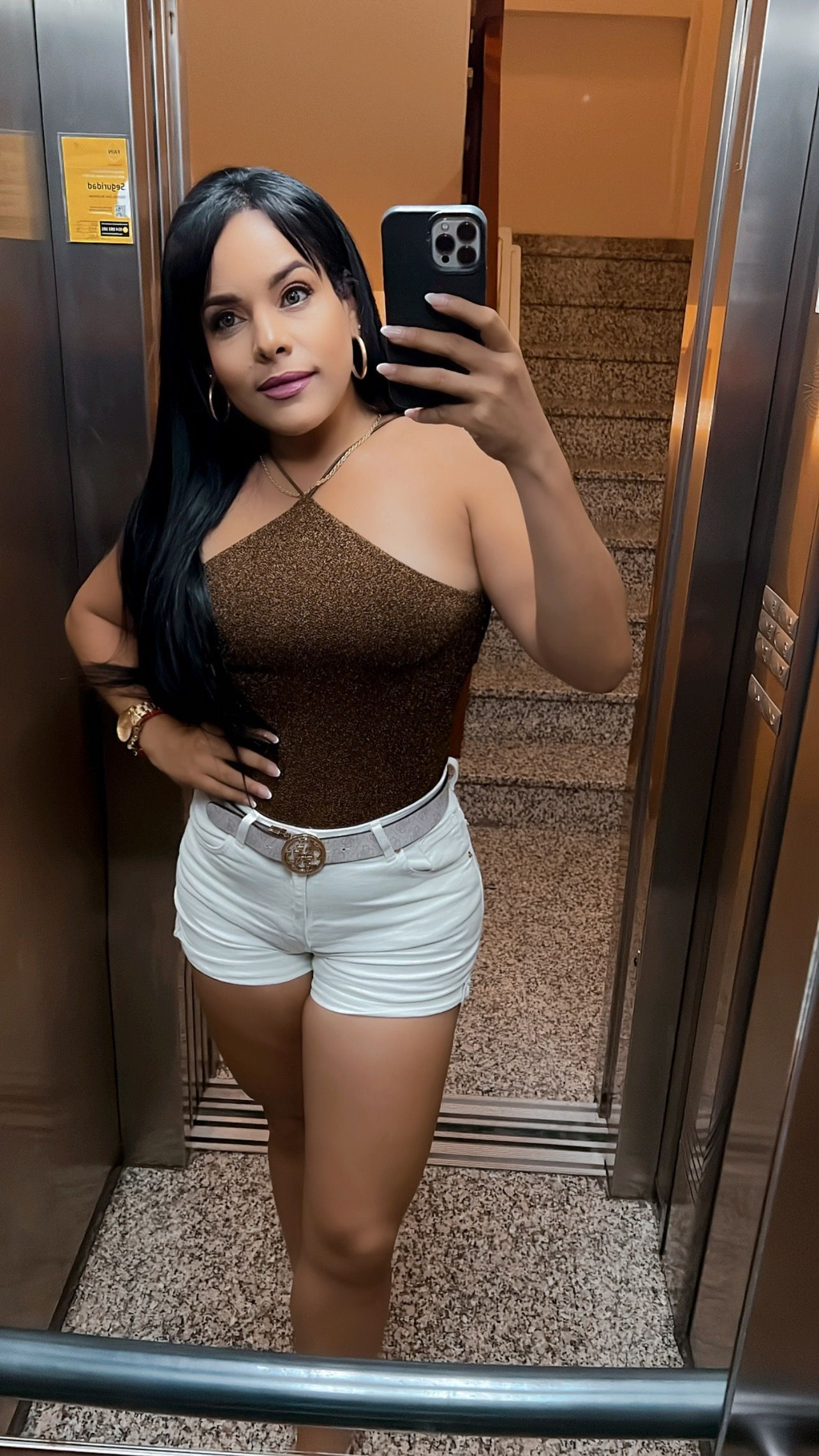 613664340 | VICTORIA | Escort