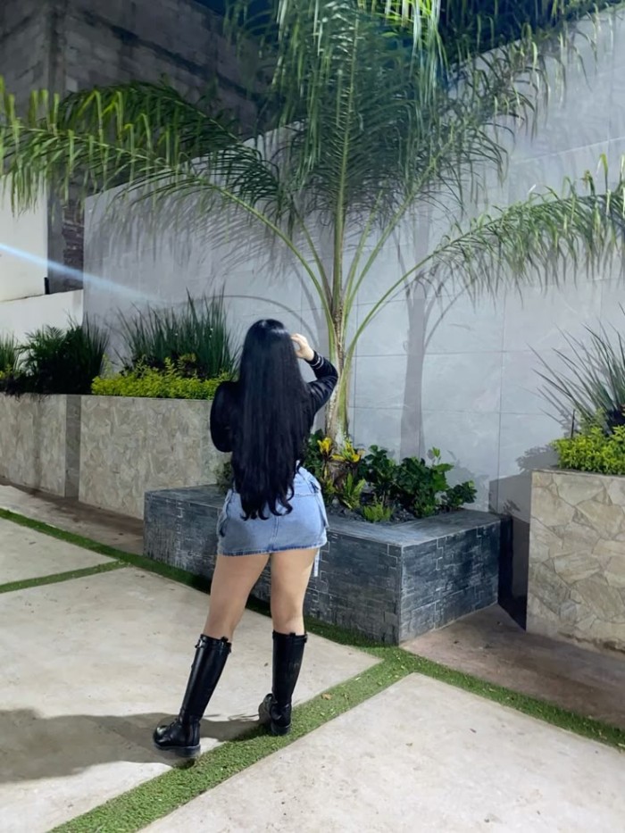 613348260 | MIA | Escort