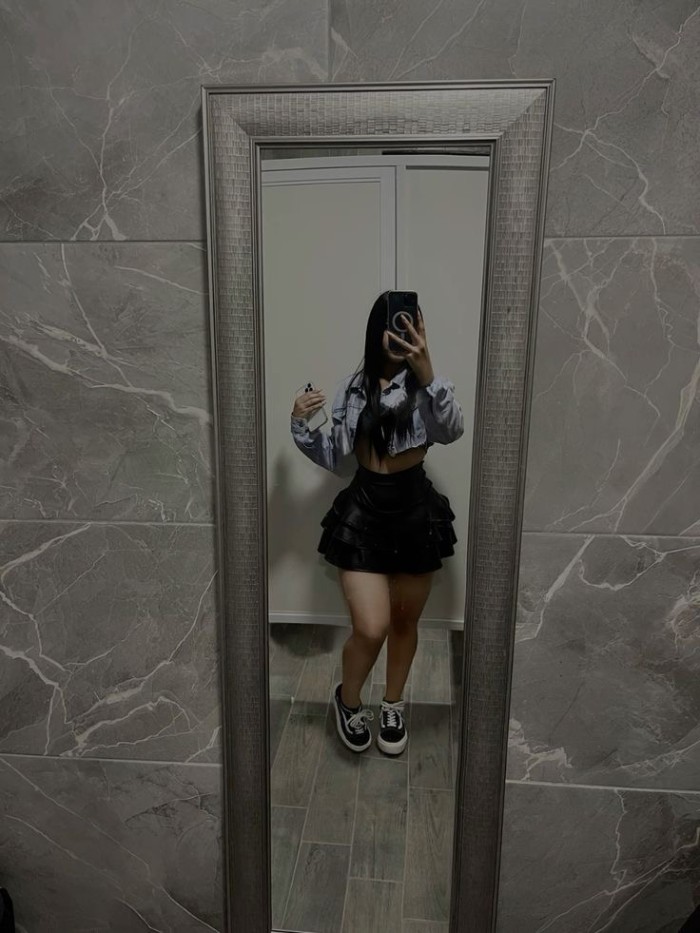 613348260 | MIA | Escort