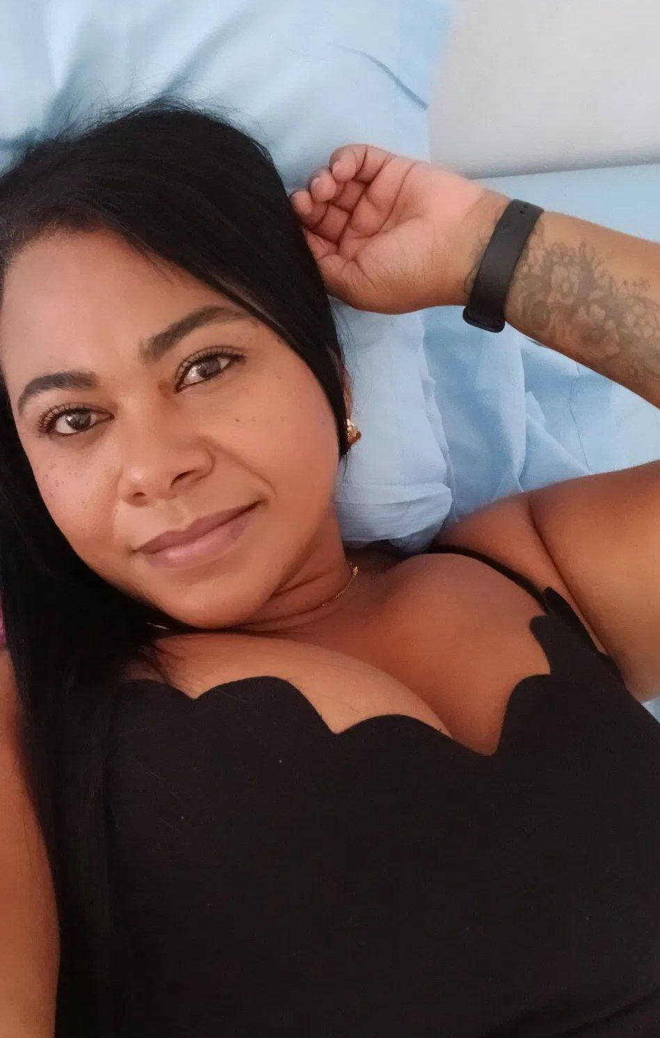 602429566 | ANYELA | Puta