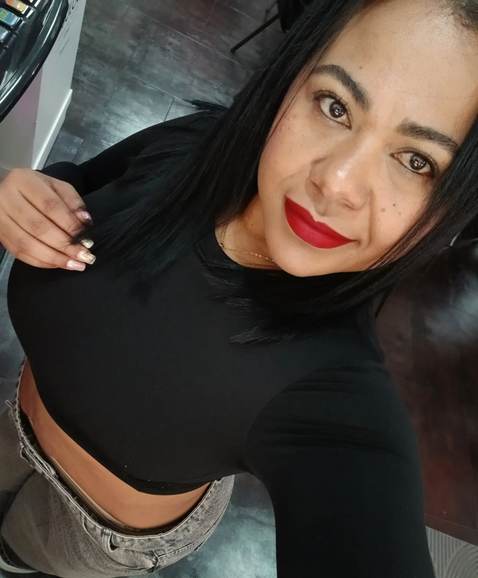 602429566 | ANYELA | Puta