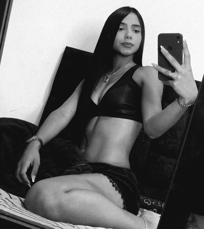 613945222 | NICOL | Escort