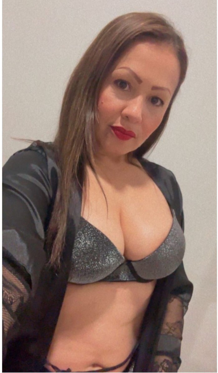 614602528 | EVA | Escort