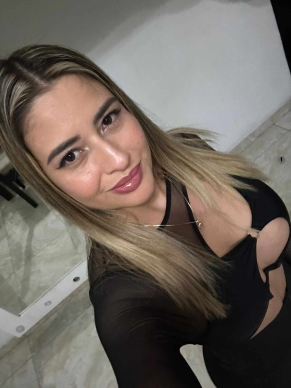 642846235 | YARITZA | Escort