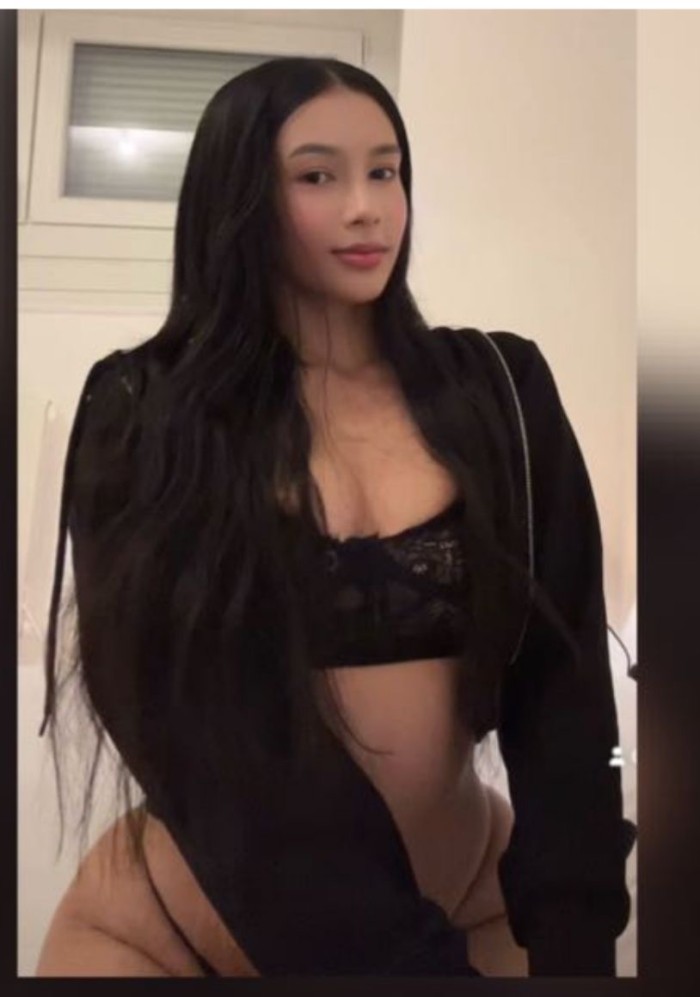 634453697 | ANA | Escort