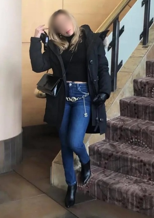 611316877 | VICKY | Chica