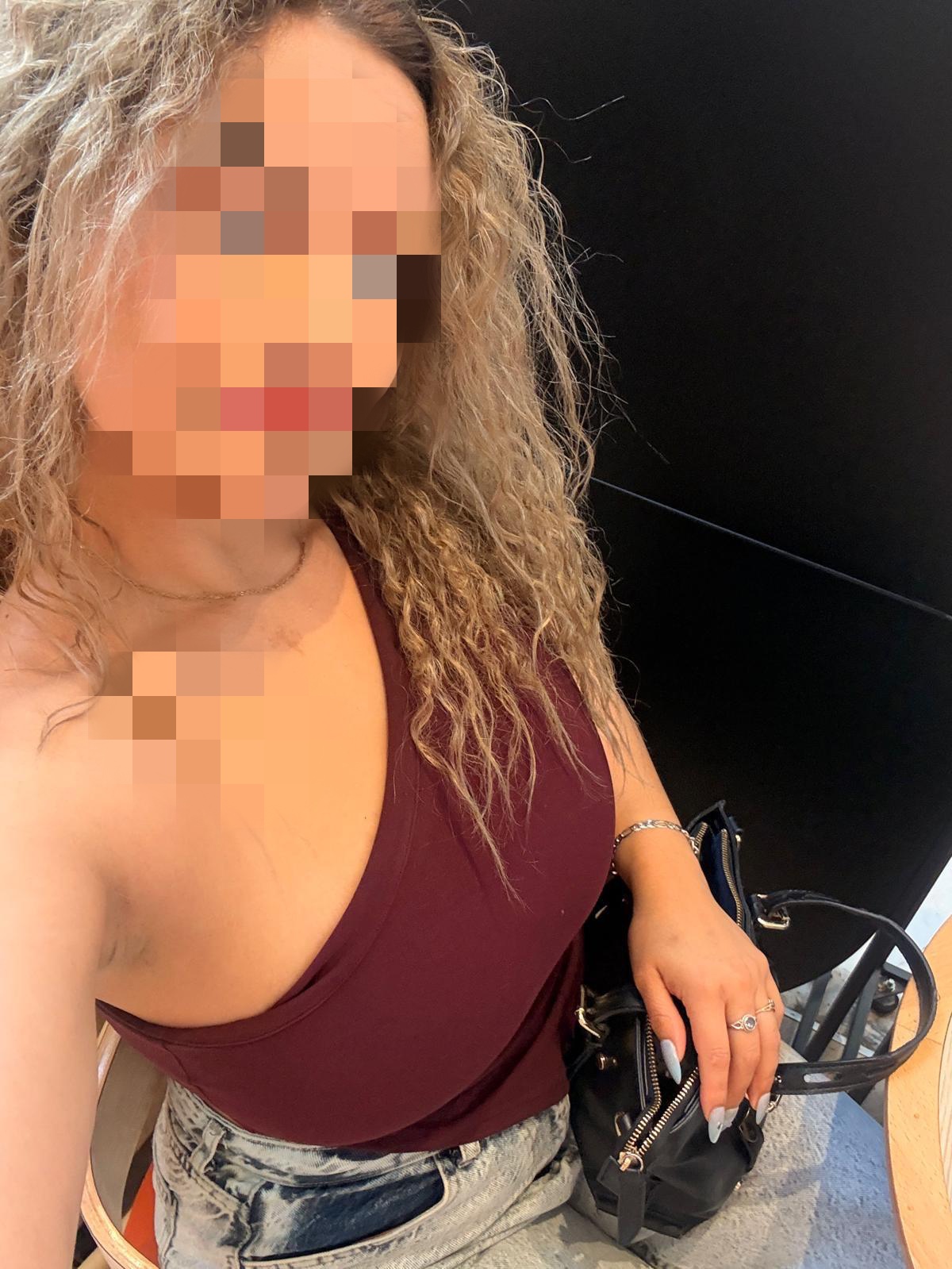 641822508 | ANAHI | Escort