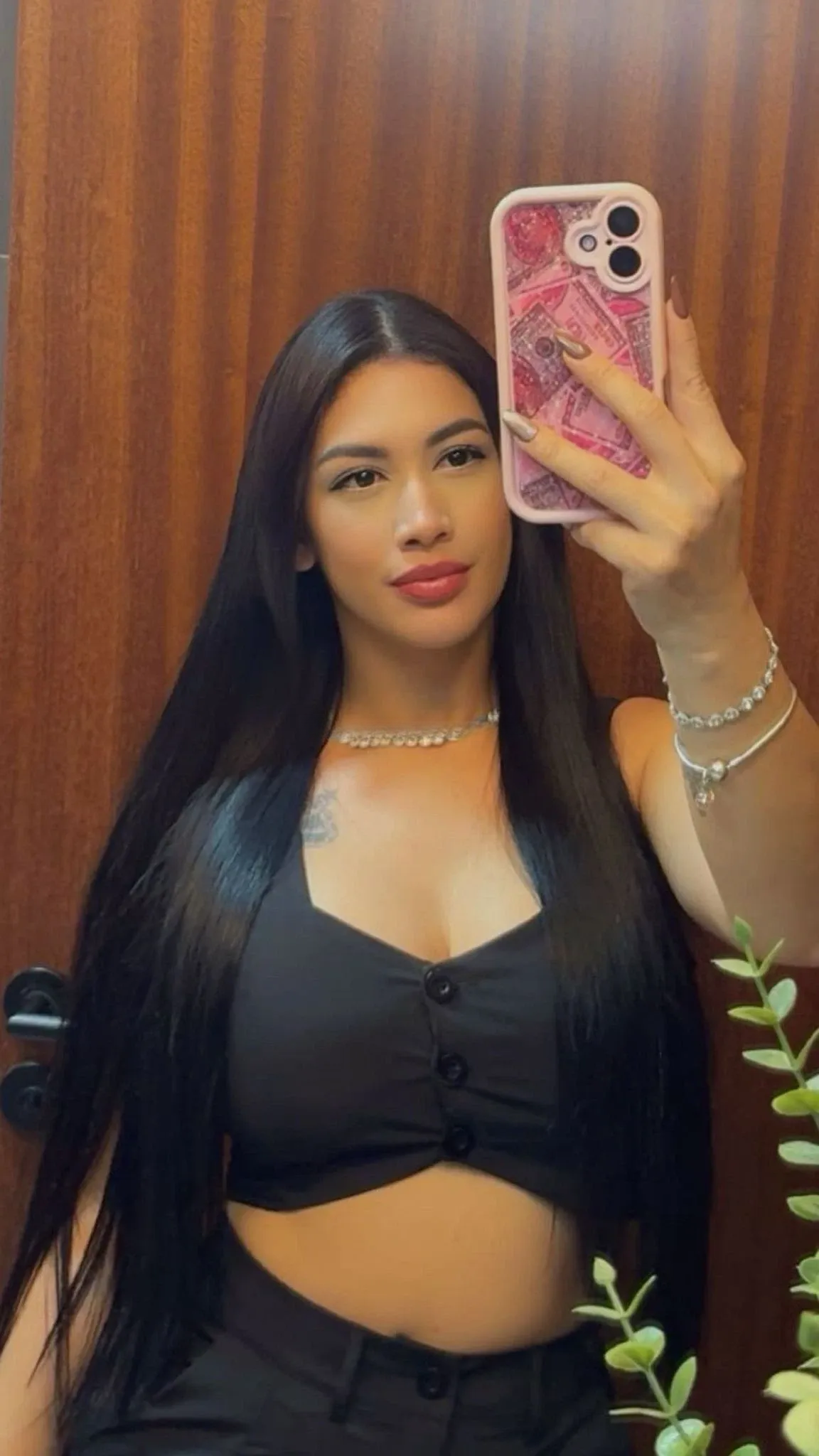 604316460 | MIA | Escort