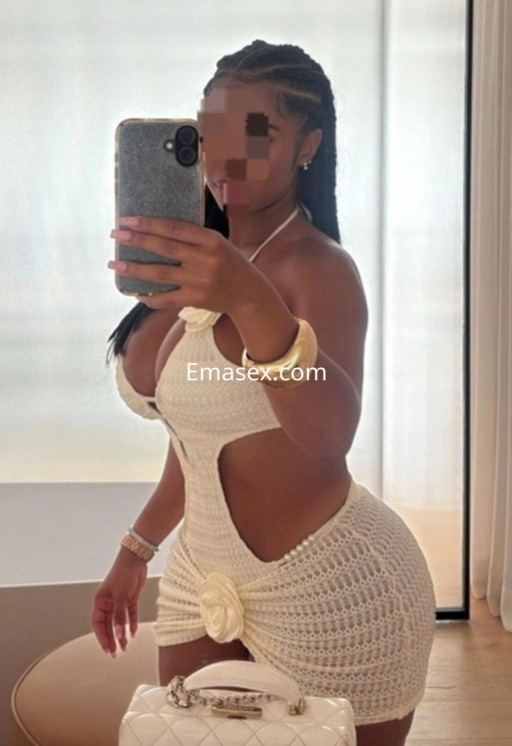 Chica en Pamplona - 641768416