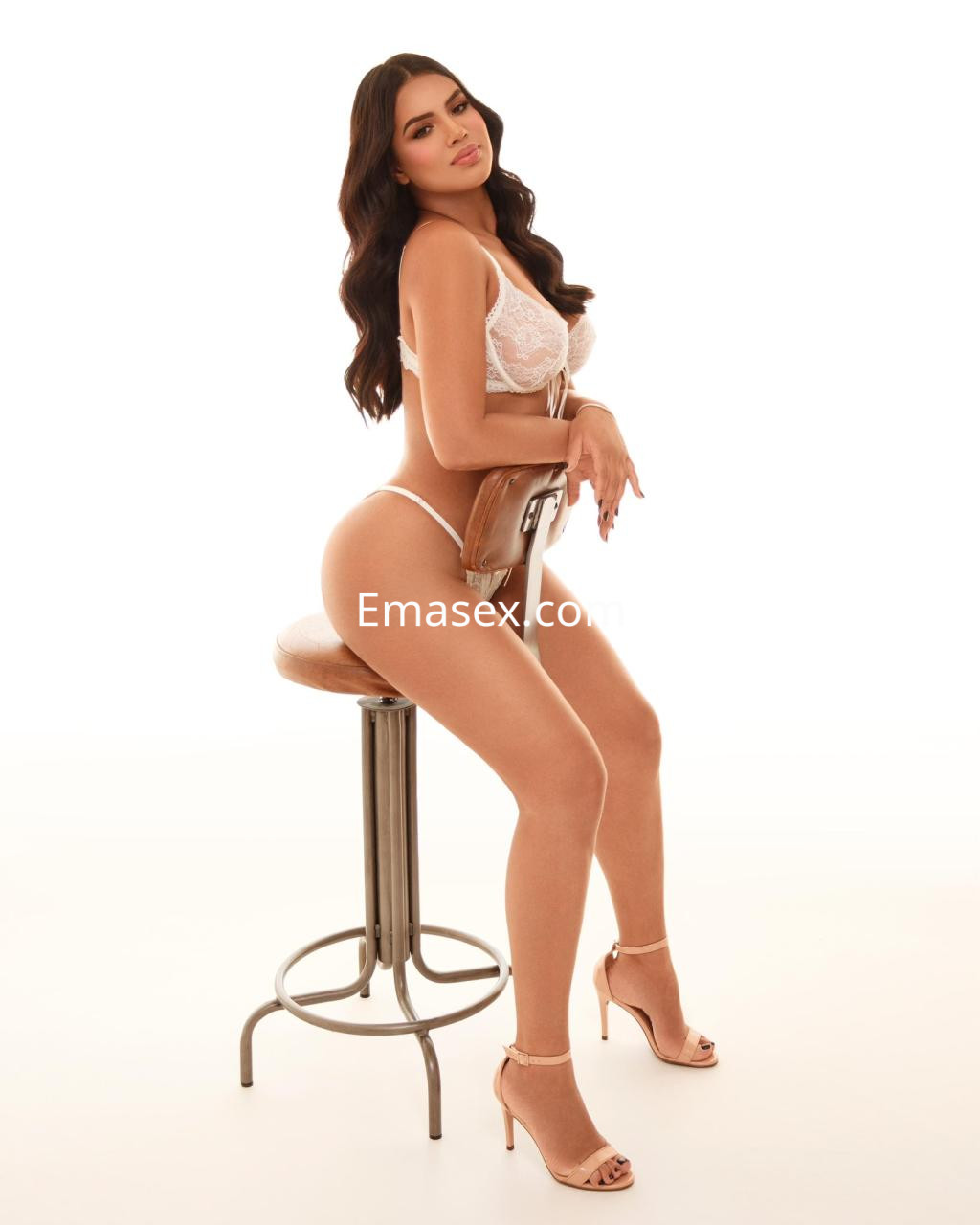 Puta en Barcelona - 613714657