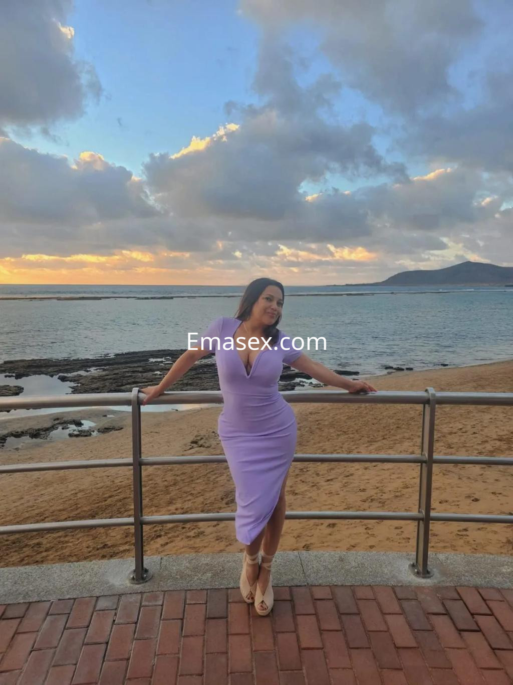 Escort en Cádiz - 631639779