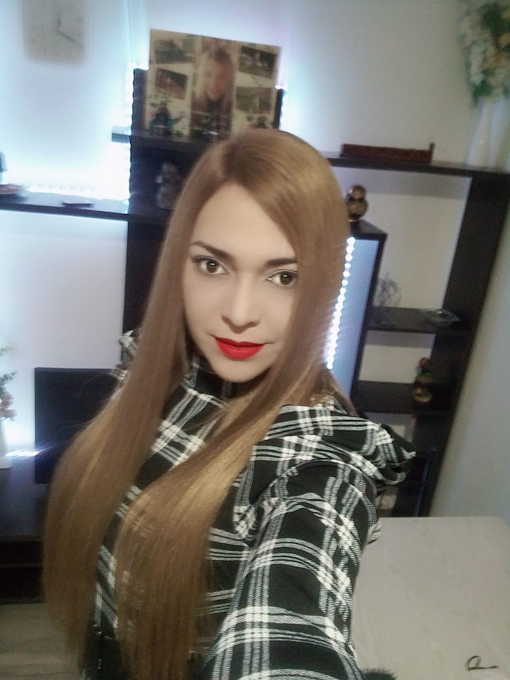  CAMILA