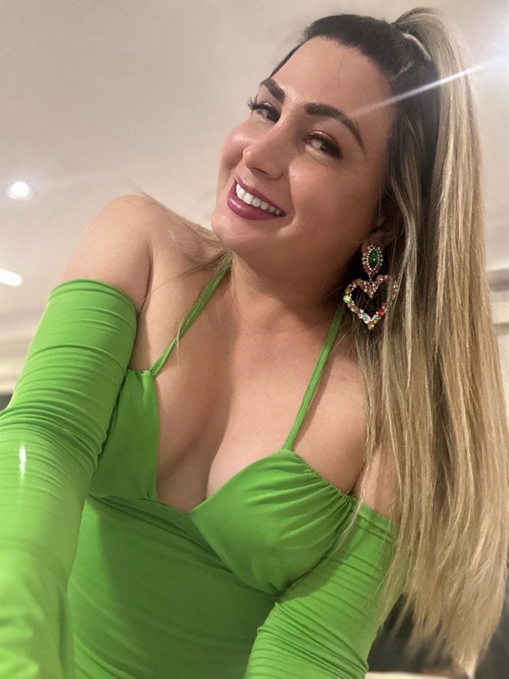 642825599 | ASHLY | Transexual